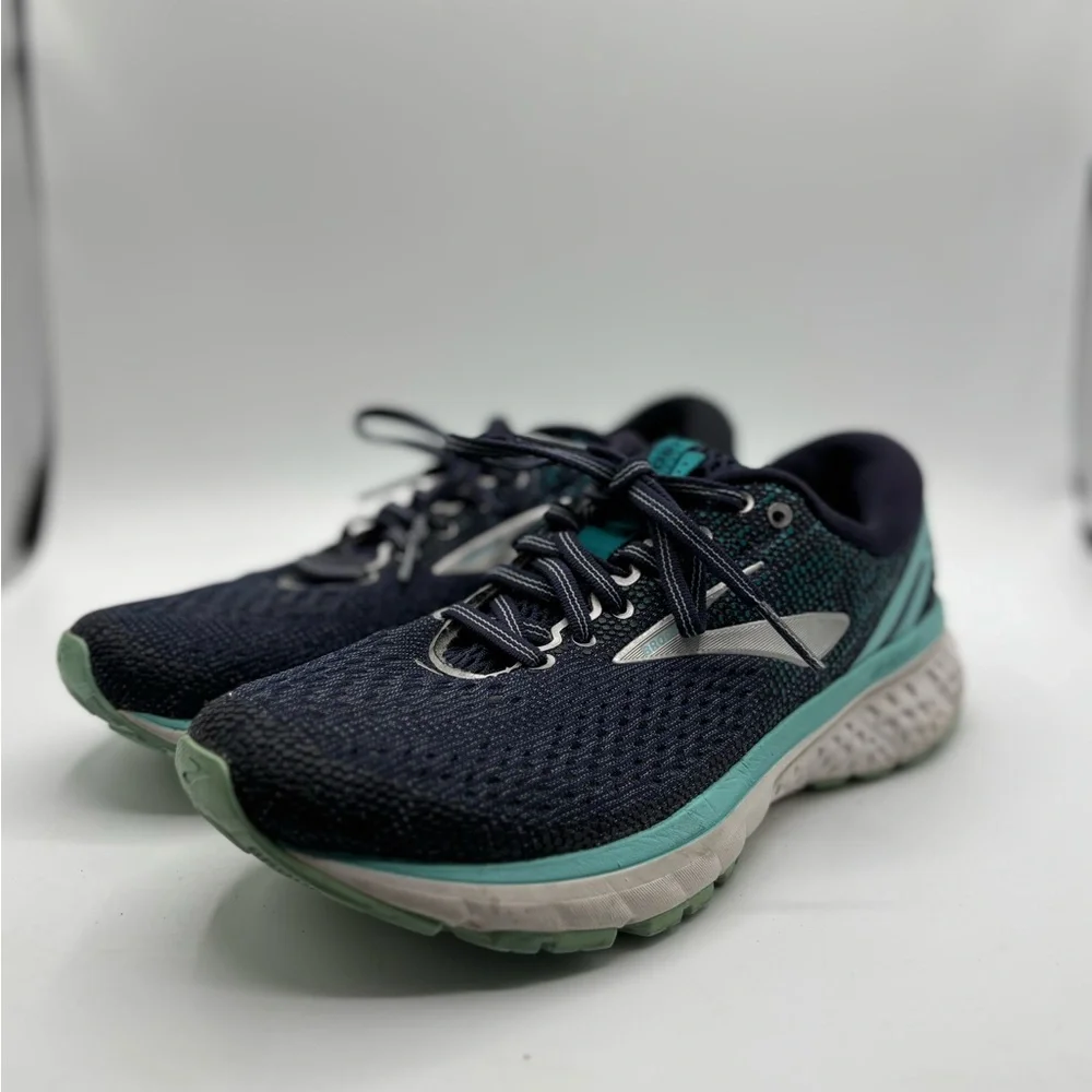 Brooks Ghost 11 Navy Teal Running Shoes Women’s 8.5